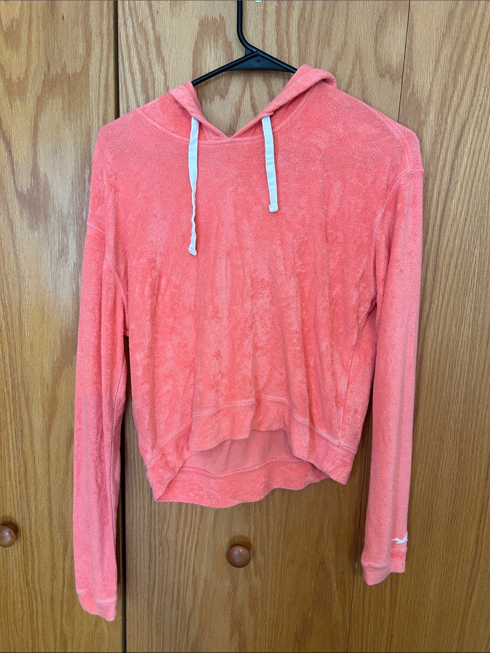 Hollister Coral Hooded terry cloth Pullover Sweatshirt small